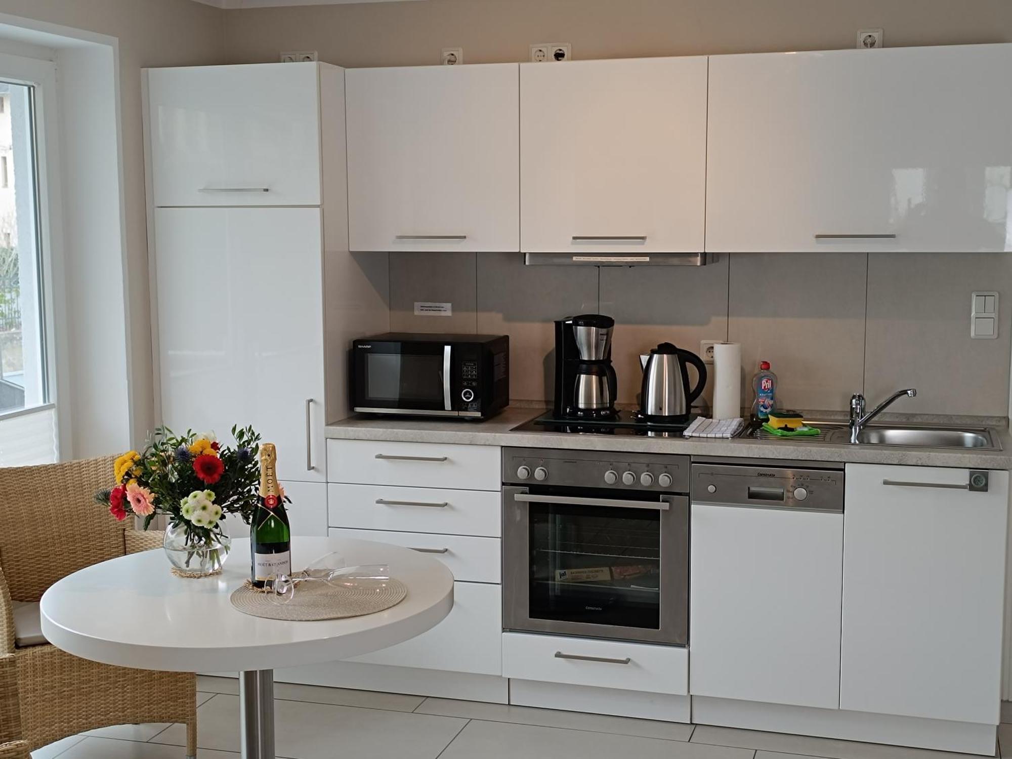 Haus Nemo - Appartement 5, Gemuetliches Appartement Mit Strandkorb, Strandnah 50 M Heringsdorf  Luaran gambar